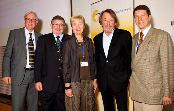 v.l.: Dir. Carl Aigner, Peter de Martin, Gesandte Brigitta Blaha, Univ.Prof. Peter Kampits und AWB-Vizeprsident Werner Gtz