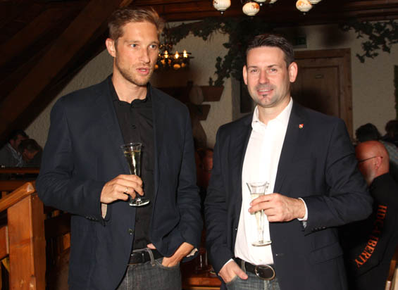 Simon Ortner von der Geschftsstelle fr AuslandsNiedersterreicherInnen der N Landesregierung und Friedrich Ofenauer, Abg. zum Nationalrat und Brgermeister von Markersdorf-Haindorf (Foto: sterreich Journal)