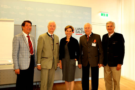 v.l.: Die Vizeprsidenten Werner Gtz und Jrgen Em, Landtagsprsidentin Brigitta Pallauf, Prsident Gustav Chlestl und Vorstandsmitglied Roland Pirker aus Kanada